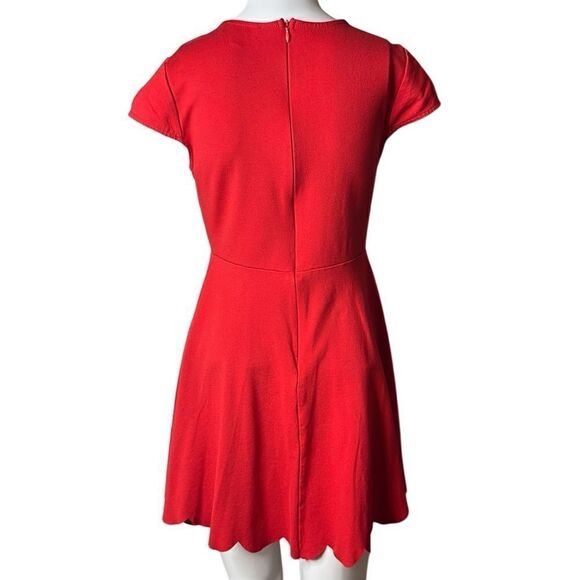 Lulu's Short Sleeve Scalloped Trim Mini Dress Red Size Medium - Picture 2 of 2
